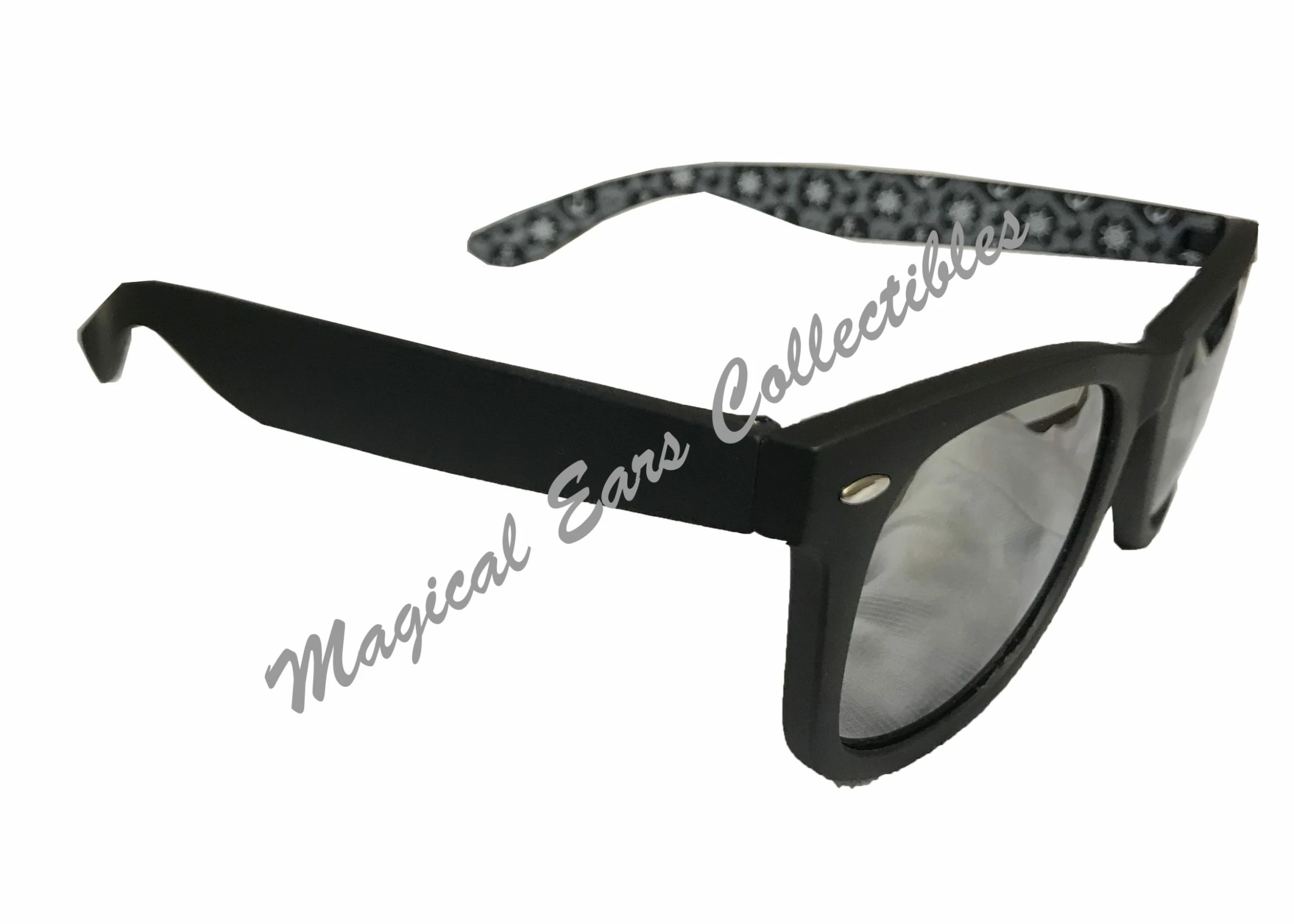 Disney Sunglasses - Pirates Of The Caribbean - Black 3 Disney Sunglasses - Pirates Of The Caribbean - Black